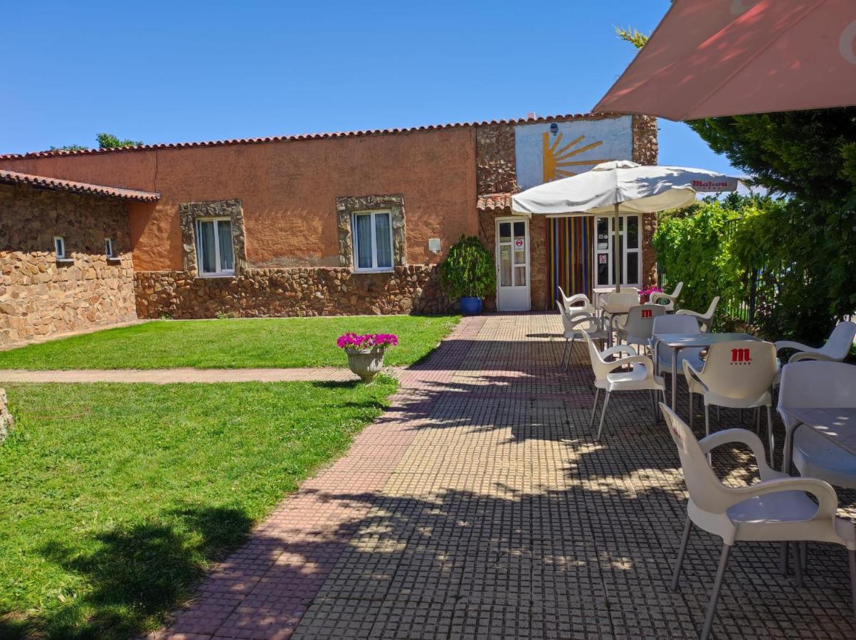 Albergue Santa Ana Сан-Мартин-дель-Камино Экстерьер фото