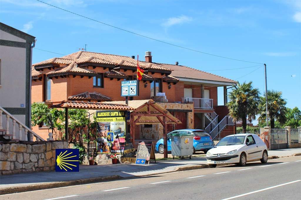 Albergue Santa Ana Сан-Мартин-дель-Камино Экстерьер фото